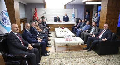 Mustafa Elitaş'tan Kayseri Büyükşehir çıkarması
