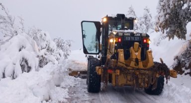 Osmangazi'de karlı yollara anında müdahale