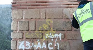 Tarihe saygısızlığa Kütahya temizliği!