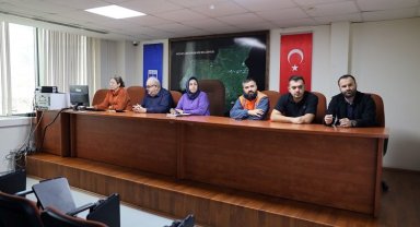 Gölcük Donanma Mahallesi'ne üst geçit