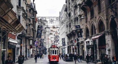 İstiklal Caddesi yüzde 120'lik kira artışıyla rekor kırdı! Dünyada en dikkat çekici caddeler...