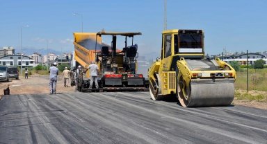 Antalya Muratpaşa 8 yıldır asfaltını üretiyor