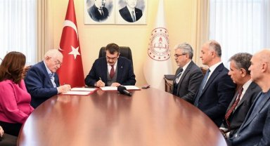 Eğitime hayırsever desteği sürüyor