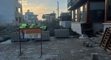 Hatay'da deprem hasarlı yollar yenileniyor