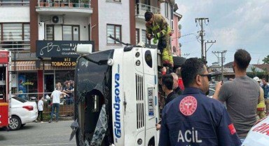 Düzce'de Cip ile Otobüs Çarpıştı