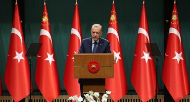 Erdoğan: Gençlerimizle Güçlü Bir Geleceğe Yürüyoruz