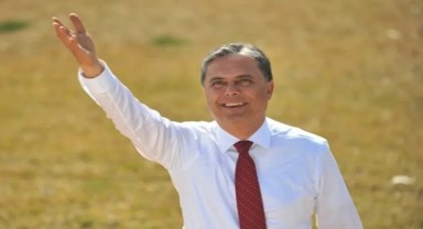 Ümit Uysal, CHP Genel Başkanlığı'na Adaylığını Açıkladı