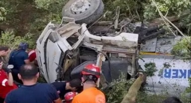 Kestel’de yangına su taşıyan tanker devrildi: 3 ölü