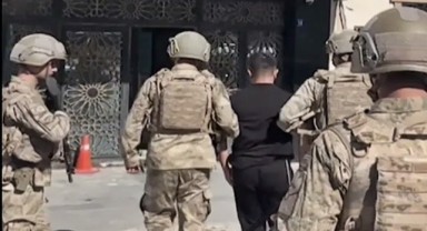 Türk Bayrağına Saygısızlık: Şüpheli Muş’ta Yakalandı