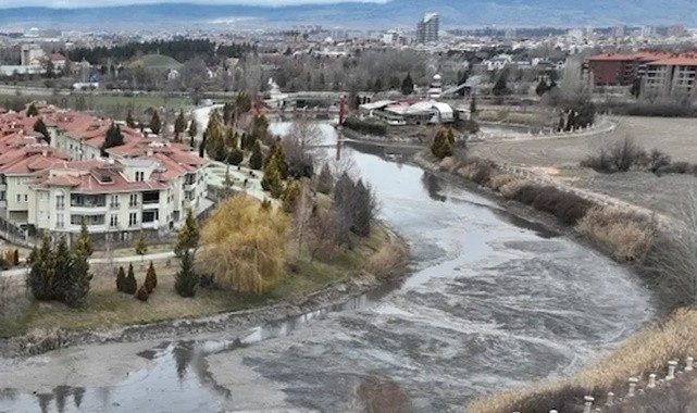 Eskişehir’de Su Alarmı: Porsuk İçin Acil Çağrı