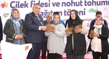 Adanalı üreticiye Büyükşehir'den tam destek
