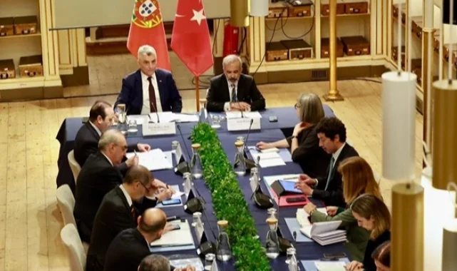 Bakan Bolat, Portekiz'de Dışişleri Bakanı Rangel ile görüştü