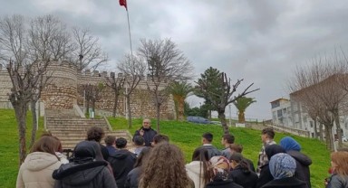 Bursalı Gençler Fetih Yolunda Tarihle Buluşuyor