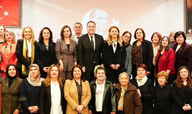 Kadın Belediye Başkanları Manisa'da buluştu