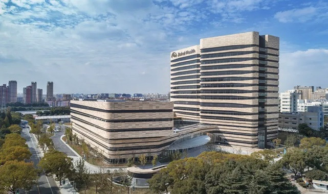 Katı tümörlere ilk CAR-T tedavisi Çin’de