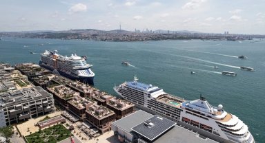 Kruvaziyerde rota Türkiye'ye döndü... Güvenli limanlara talep artıyor