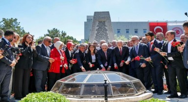 Yeni Parti’nin A Takımı belli oldu: İşte MYK listesi