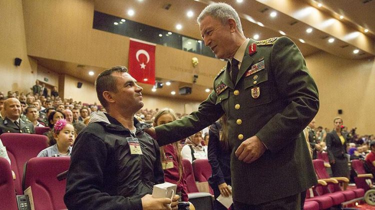 Hulusi Akar Gaziler Törenine Katıldı