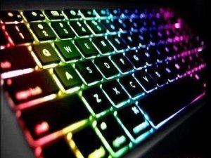 QWERTY Klavyelere Tarih Oluyoruz! Ses ve Hareket Duyarlı Klavye Geliyor