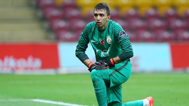 Muslera'nın çalımı Avrupa basınında ? Özet !