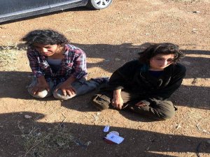 2 Kadın PKK'lı Öyle Bir Yerde Yakalandı ki! Görünce Şaşıracaksınız
