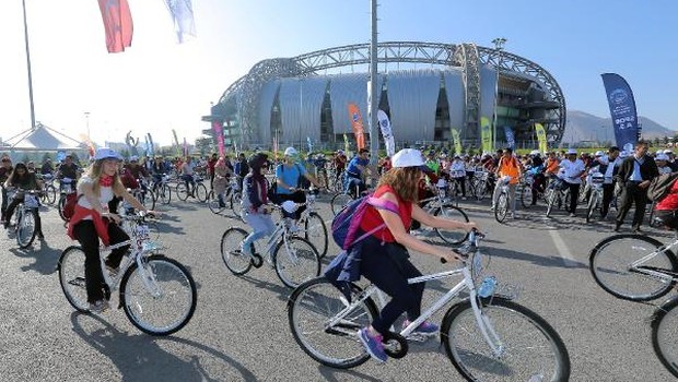 Sağlık için pedal çevirdiler