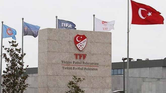 Galatasaray ve Trabzonspor "sportmenliğe aykırı hareketler" sebebiyle PFDK'ya sevk edildi !