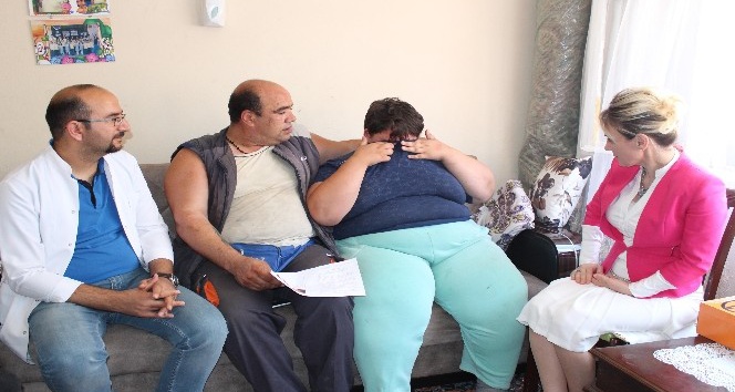 10 yaşında 165,5 kilo olan çocuk için Sağlık Bakanlığı devreye girdi