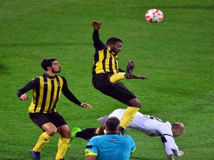 İstanbulspor, Manisaspor’u Tek Golle Geçti