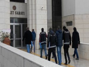 6 İlde İnsan Tacirlerine Operasyon: 13 Gözaltı