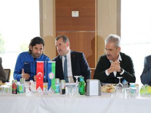 Bakanı Bak’tan Derbi Açıklaması