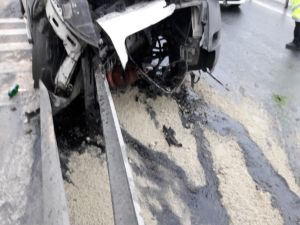 Engelli Öğrencileri Taşıyan Servis Kaza Yaptı:10 Yaralı