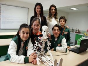 Amaçları Askerlerin Yanında Savaşacak Robot Yapmak