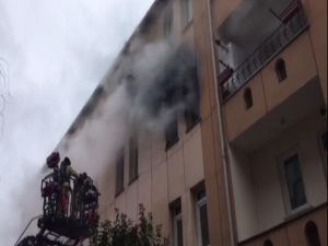 Avcılar’da Korkutan Ev Yangını