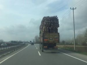 Trafikte Tehlikeli Seyir !