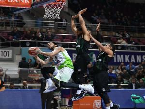 Tofaş Geriden Gelerek Sakarya’yı Devirdi