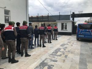 Mersin’de Uyuşturucu Operasyonu: 42 Gözaltı