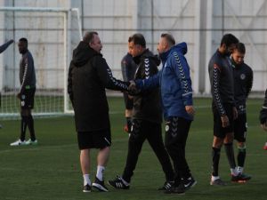 Sergen Yalçın Konyaspor’da İlk Antrenmanına Çıktı