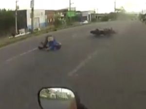 Hız Tutkunu Motosikletlilerin Yarışı Faciayla Bitti