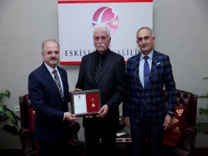 İşadamından Tsk Güçlendirme Vakfı’na 1 Milyon Bağış