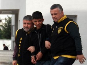Tekmeyle 2 Aylık Bebeğin Ölümüne Neden Oldu, Güldü