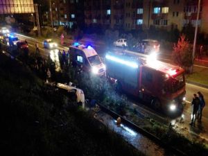 Otomobil İstinat Duvarından Düştü: 1 Ölü, 3 Yaralı