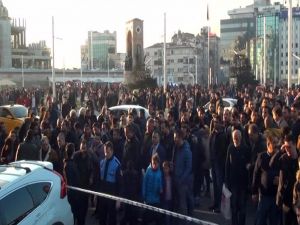 Taksim’den Silah Sesleri Yükseldi